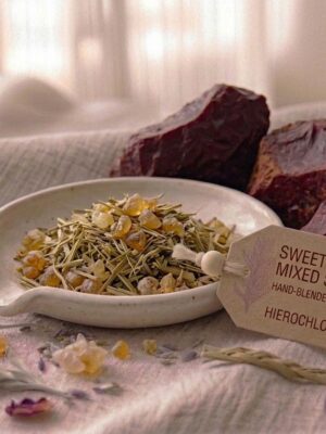 Sweetgrass & Copal Mixed Smudge Dish